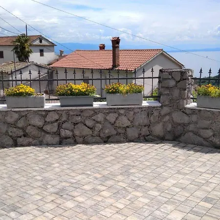 Zdenka-5 Km From Opatija Appartamento *