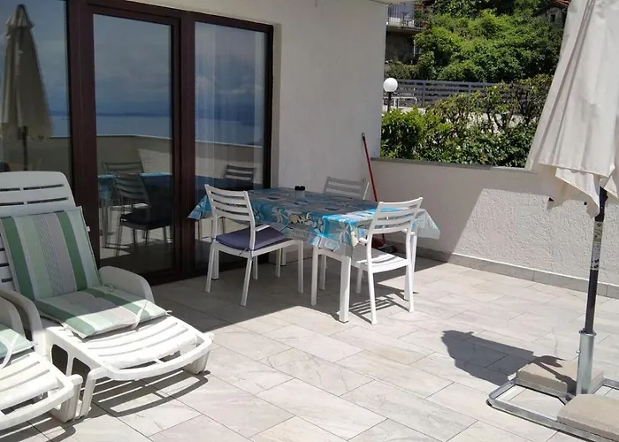 Zdenka-5 Km From Opatija Appartamento