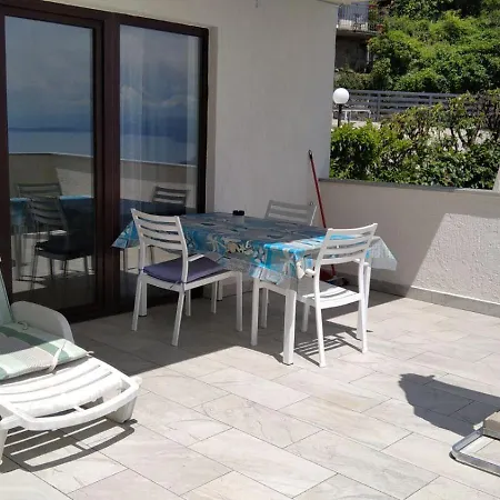 Zdenka-5 Km From Opatija Appartement