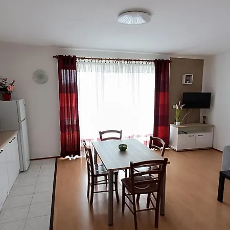 Zdenka-5 Km From Opatija Apartment
